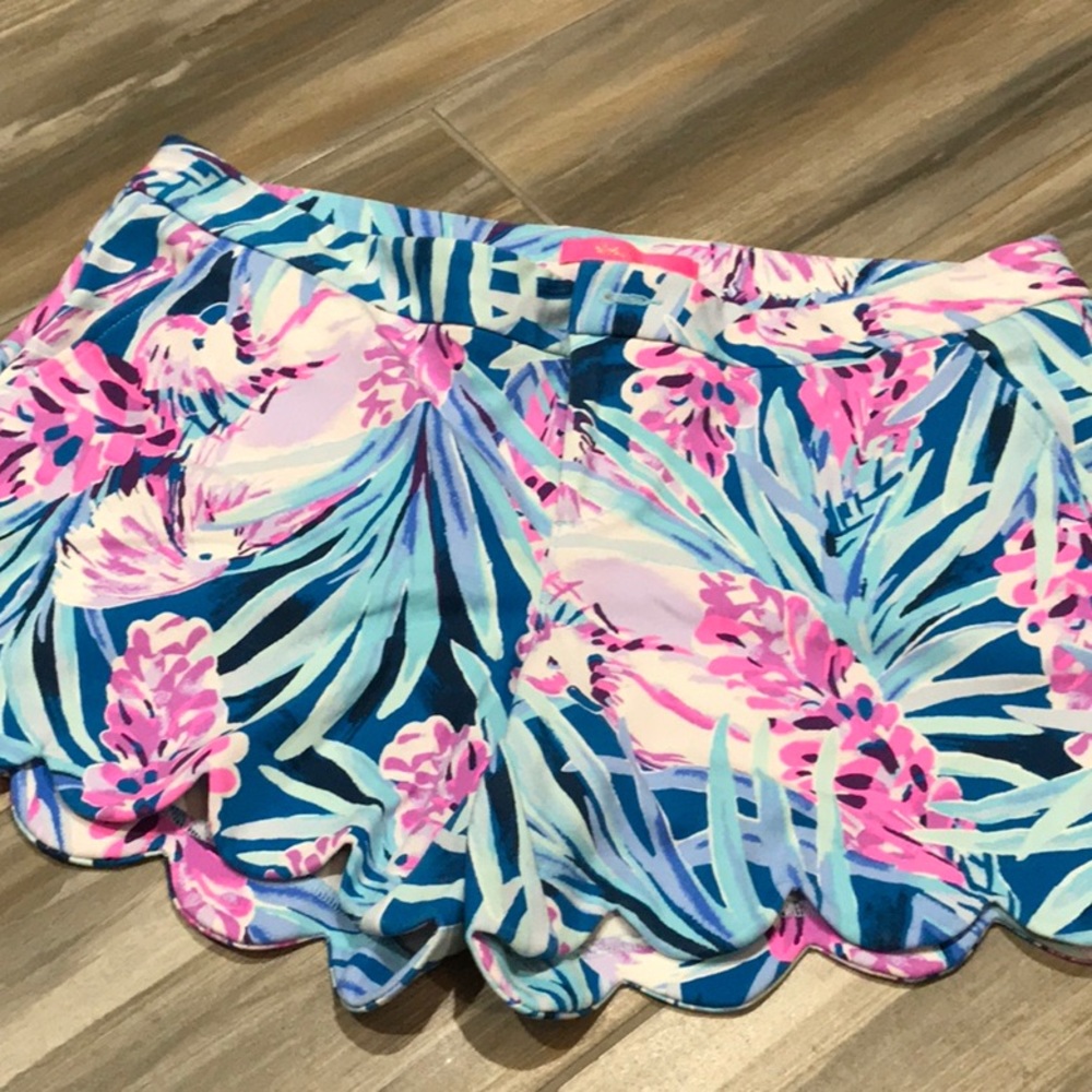 Lilly Pulitzer shorts size 10